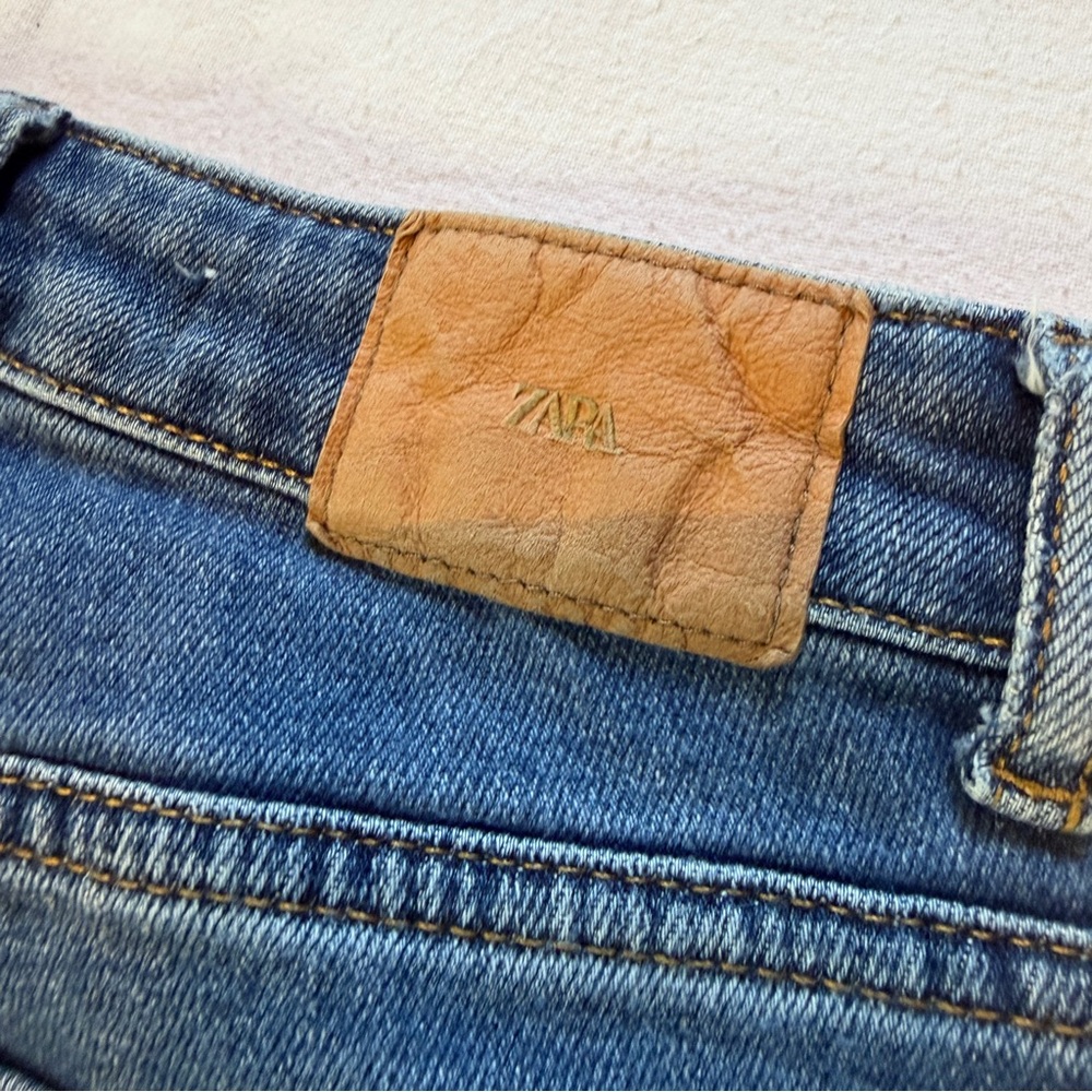 Zara High Rise Straight‎ Leg Jeans Women's Size 2 Medium Wash - Picture 4 of 14